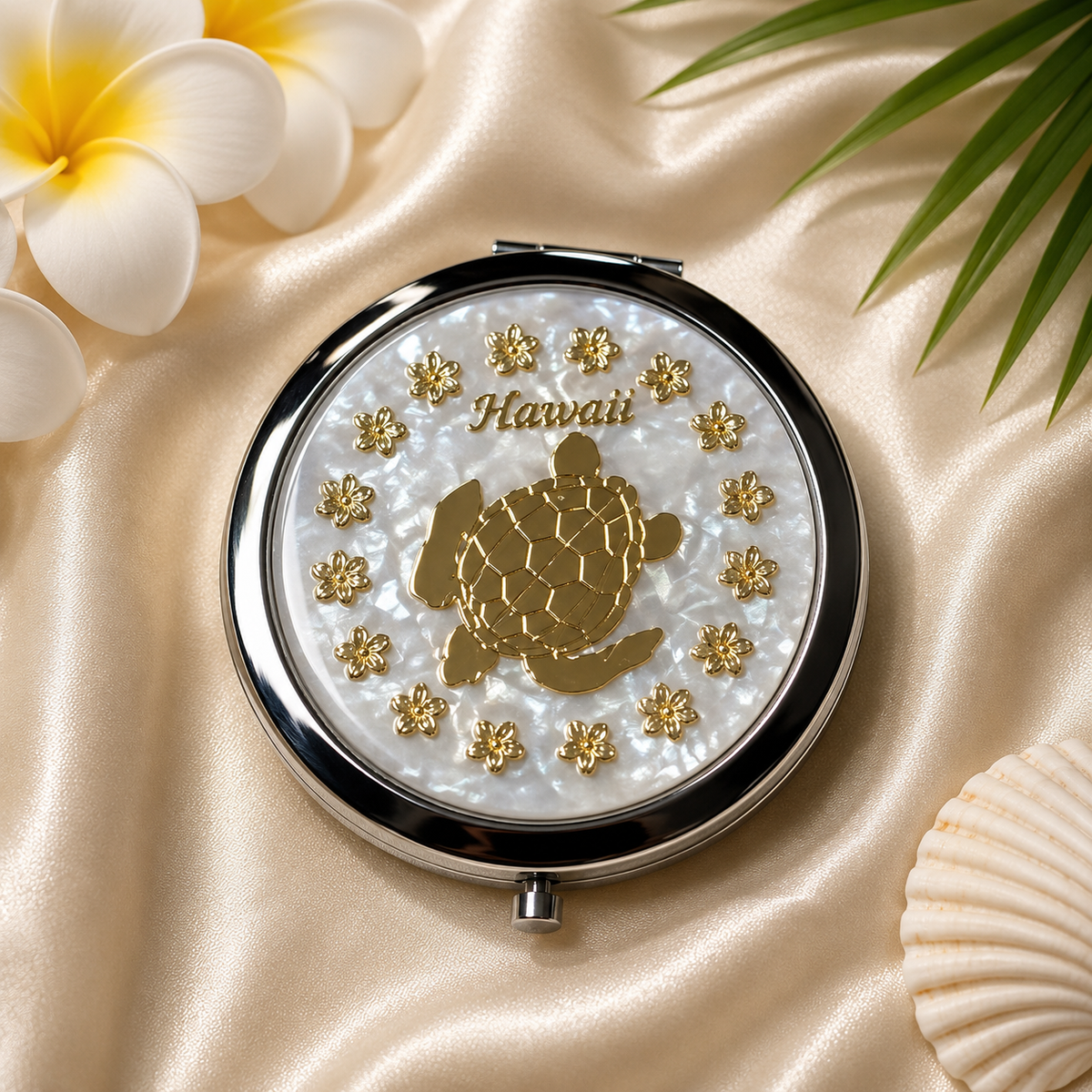 Hawaiian Gold Sea Turtle Compact Mirror with Silver background – Elegant and Portable Makeup Mirror