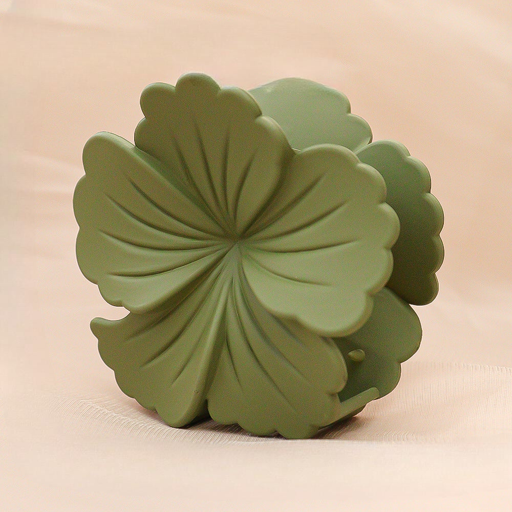 Trendy Flower Claw Hair Clips, Hair Accessories for Women & Girls